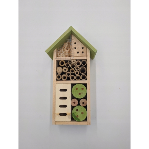BUDKA LĘGOWA DOMEK HOTEL DLA OWADÓW MOTYLI wym.13,5cmx26cmx8,5cm ziel615