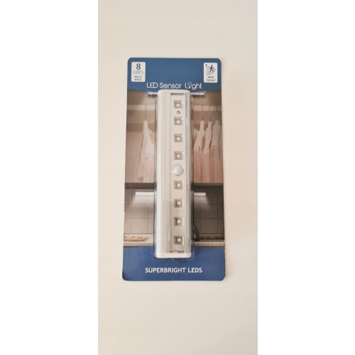 Lampa z czujnikiem ruchu 8 diod LED zas. bateryjne