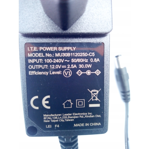 ZASILACZ NISKONAPIĘCIOWY MODEL MU30B1120250-C5 MU30AY120250-C5 12V 2,5 A