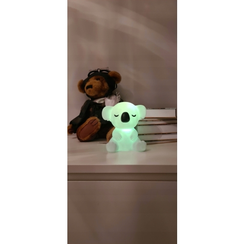 Lampka nocna kolorowa na baterie dla dzieci figurka pies biały siedziący