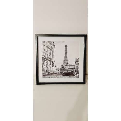 Obraz czarno biały w czarnej ramie 38 x 38cm różne