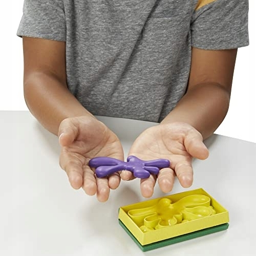 PLAY-DOH F3642 CIASTOLINA ZESTAW XXL DO SPRZĄTANIA Z ODKURZACZEM 5 TUB