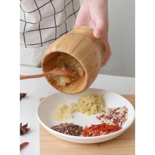 Moździerz wykonany z bambusowego solidnego drewna z tłuczkiem 9 cm Mocny