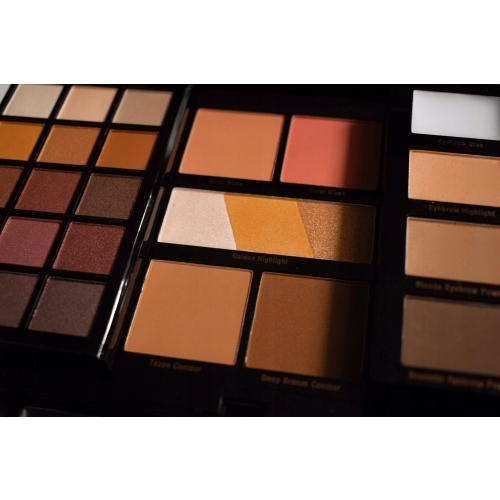 PREZENTOWY ZESTWA 73el DO MAKIJAŻ CIENIE PĘDZLE PALETA EYELINER MAX&MORE 89