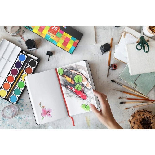 Szkicownik A4 w twardej oprawie z gumką 50 ark wysoka gramatura 150g czarny