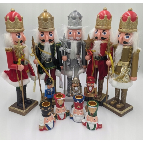 Dziadek do orzechów świąteczna drewniana figurka kolorowa DUŻA Król Berło