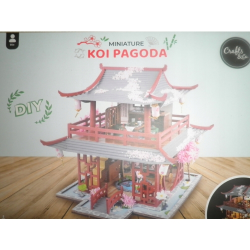 MINIATUROWY DOMEK KOI PAGODA KOCIA KAWIARNIA DO SAMODZIELNEGO SKŁADANIA DIY