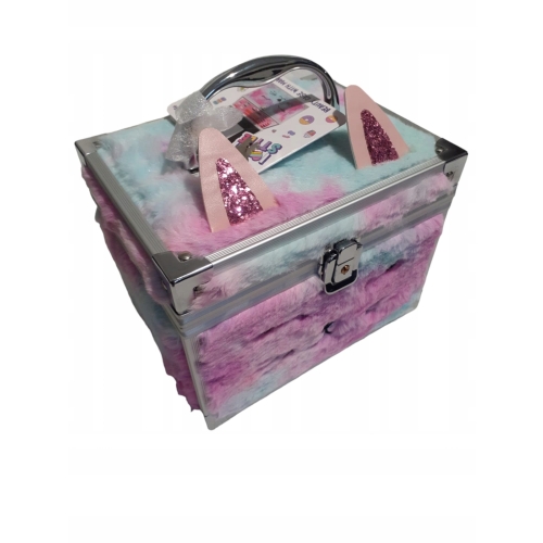 Kosmetyczka pluszowa Selfie Girls z lusterkiem z 4 akcesoriami na prezent 7