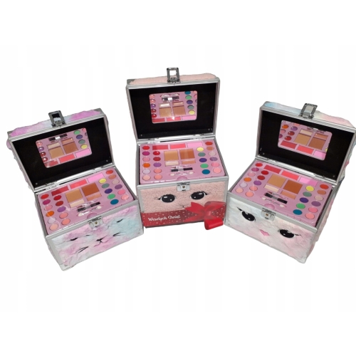 Kosmetyczka pluszowa Selfie Girls z lusterkiem z 4 akcesoriami na prezent 7