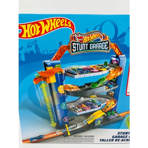Garaż kaskaderski Stunt Garage Hot Wheels City Mattel Auto Czarne GNL70 4+
