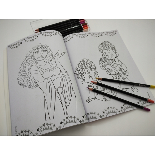 KOLOROWANKA MEGA COLOR DISNEY Z NAKLEJKAMI Minnie Mause Pluto Miki Donald
